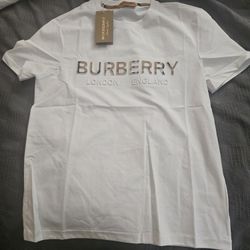 Burberry Summer Wear 