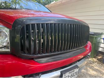 Dodge Ram grille