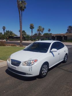 Hyundai Elantra 2009 $ 1600