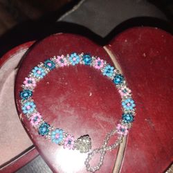 Beaded bracelet 
