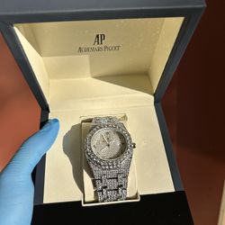 Luxury Moissanite Watch 