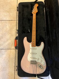 Squier Classic Vibe 50s Stratocaster (Mint) w/ Fender Molded Hardshell Case