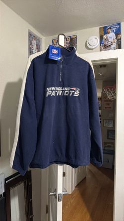 New England patriots sweat shirt