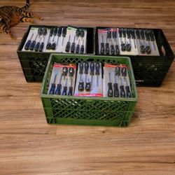 86 New 6 Piece  Screwdriver sets. 516 Total Screwdrivers