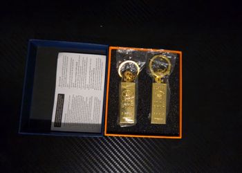 GOLD BAR LIGHTER TORCH KEYCHAIN KEYRING HIS HERS NEW CIB