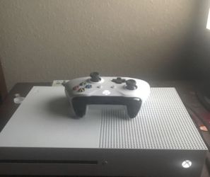 CASH APP DEPOSIT $15 Xbox one s 1tb Also comes with 2k19 and Madden20,Crew,gta 5