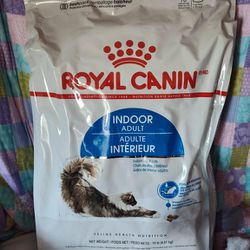 Royal Canine Adult Indoor Cat Dry Food 