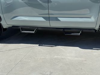 Toyota Tundra Predator Steps
