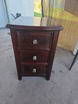 Dark Cherry Wood 2-Drawer Nightstand