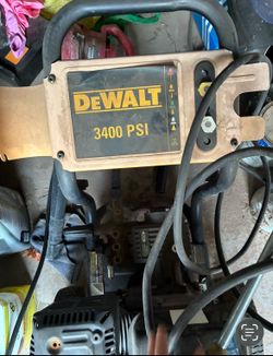 DEWALT 3400 PSI