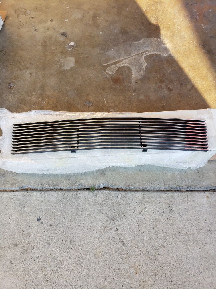 07-09 Chevy Silverado Bumper Insert Grille