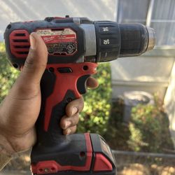 Milwaukee M18 Drill 