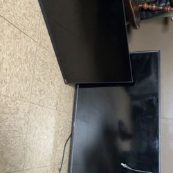 32 Inch & 42in Vizio Smart TVs  Needs Remote For Both As Long You Have A Vizio It Will Go To Both 