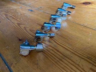 SET OF 6 SQUIRE TUNERS & NECKPLATE
