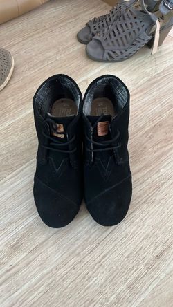 Toms women’s shoes