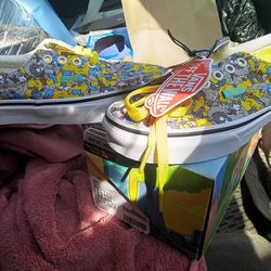 Simpsons vans limited edition collectibles brand new