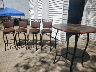 Patio High Top Table With 4 Swivel Chairs