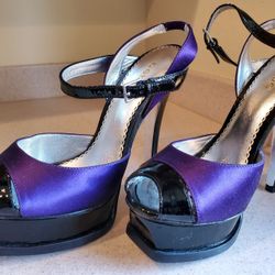 Royal Purple Satin And Black Leather Platform Heels 💜 