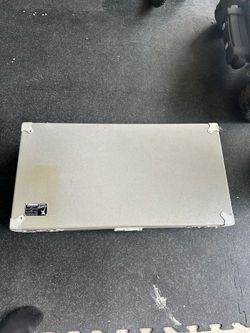 Pedalboard with flight case