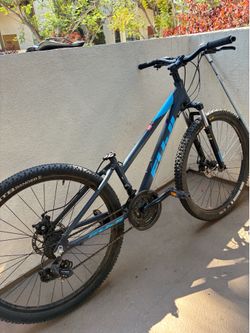FIJI DJ 27,5