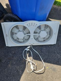 Window fan