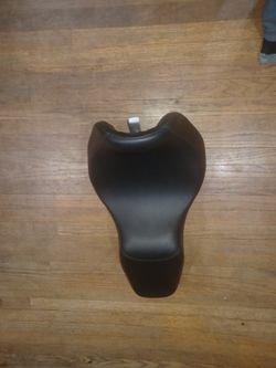 Harley Seat