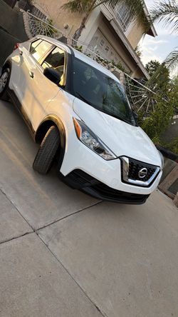 2020 Nissan Kicks