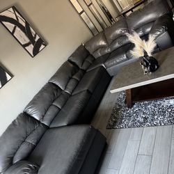 Grey Leather 3-Piece Sectional Sofa – Like New