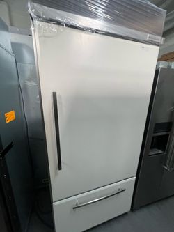 Kitchenai built in refrigerato bottom freezer