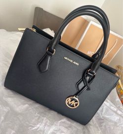 Michael Kors bag new