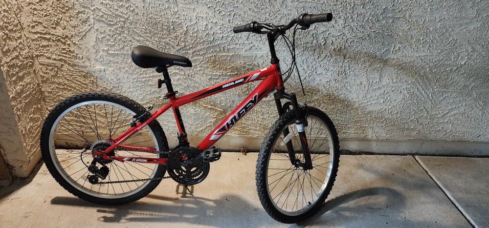 Huffy Highland 24" Boys Mountain Bike Red