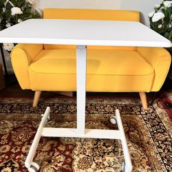 Rolling Desk 