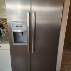 Frigidaire Refrigerator