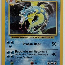 Pokémon-Gyarados-Hologram 