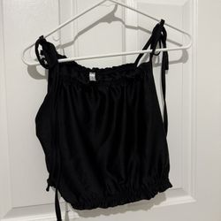 Black Crop Women Medium