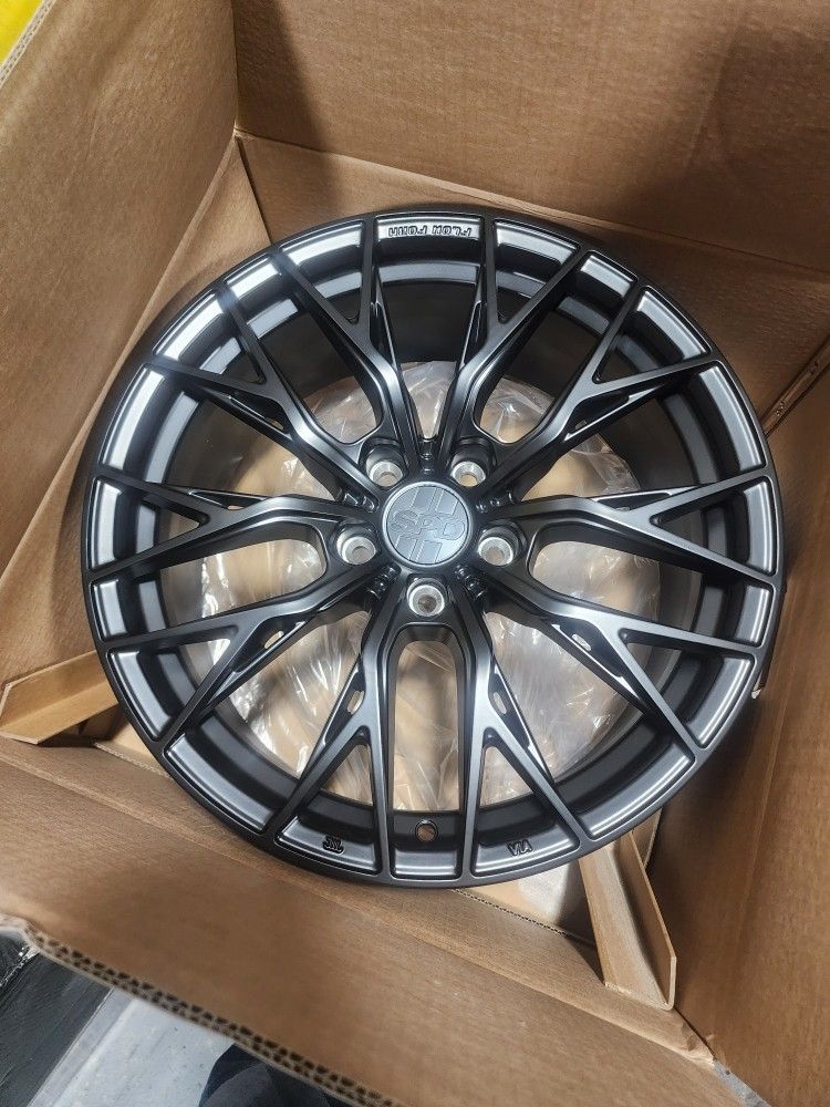 Rines & Gomas 18" Para Civic, Camrry,  Acord Y Mas. 