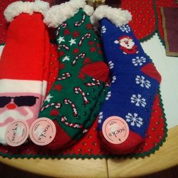 3pair Christmas Slipper Socks New.  Make Nice Gift