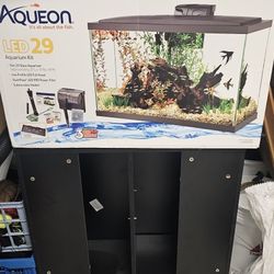 Aqueon 29 Gallon Aquarium With Stand
