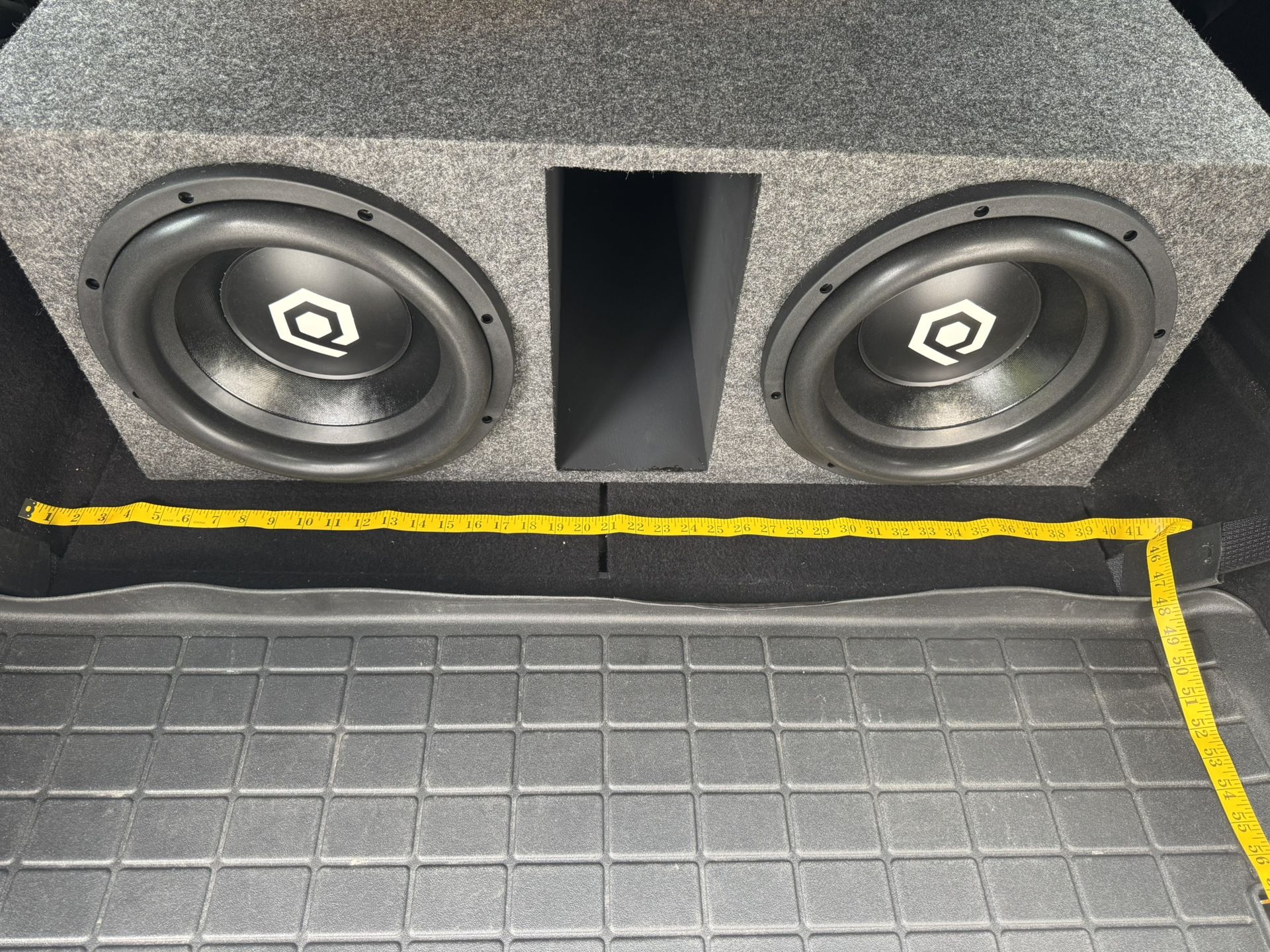 No Trades👌 - 2-Sound Qubed HDS3.3-12D4 In A Ported 2-12 Box I Also Have 2 Taramps Bass 3k