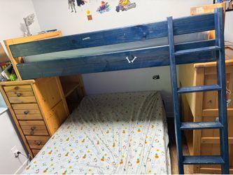 Bunk bed