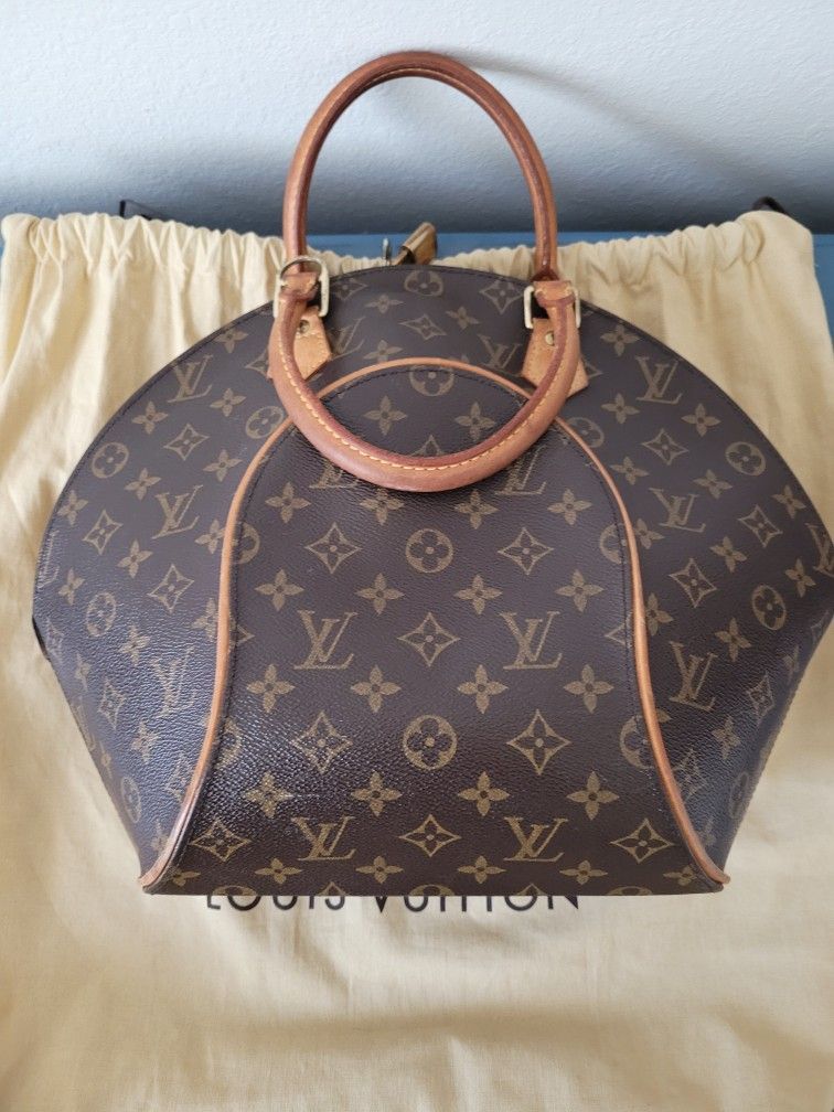 Louis Vuitton Ellipse Bag