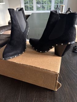 Black Ankle Boots 