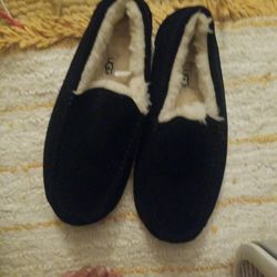 New Sz8 Men Ugg Slippers Pet Smke Free