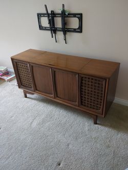 RCA Victrola Record Player Cabinet