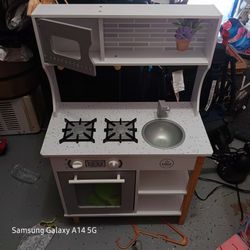 Toddler Lil Kitchen With Shopping Cart