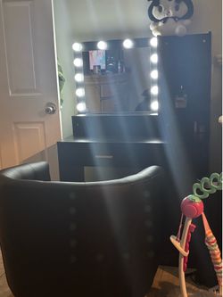 Black vanity