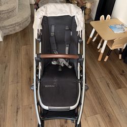 UPPABABY Vista V2 Stroller WITH bassinet attachment