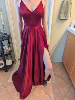 Burgundy Satin A-Line Formal Gown Size 0 XS Homecoming Pockets