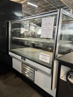 Refrigerated Display Case