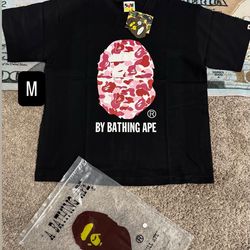 M pink bape t shirt